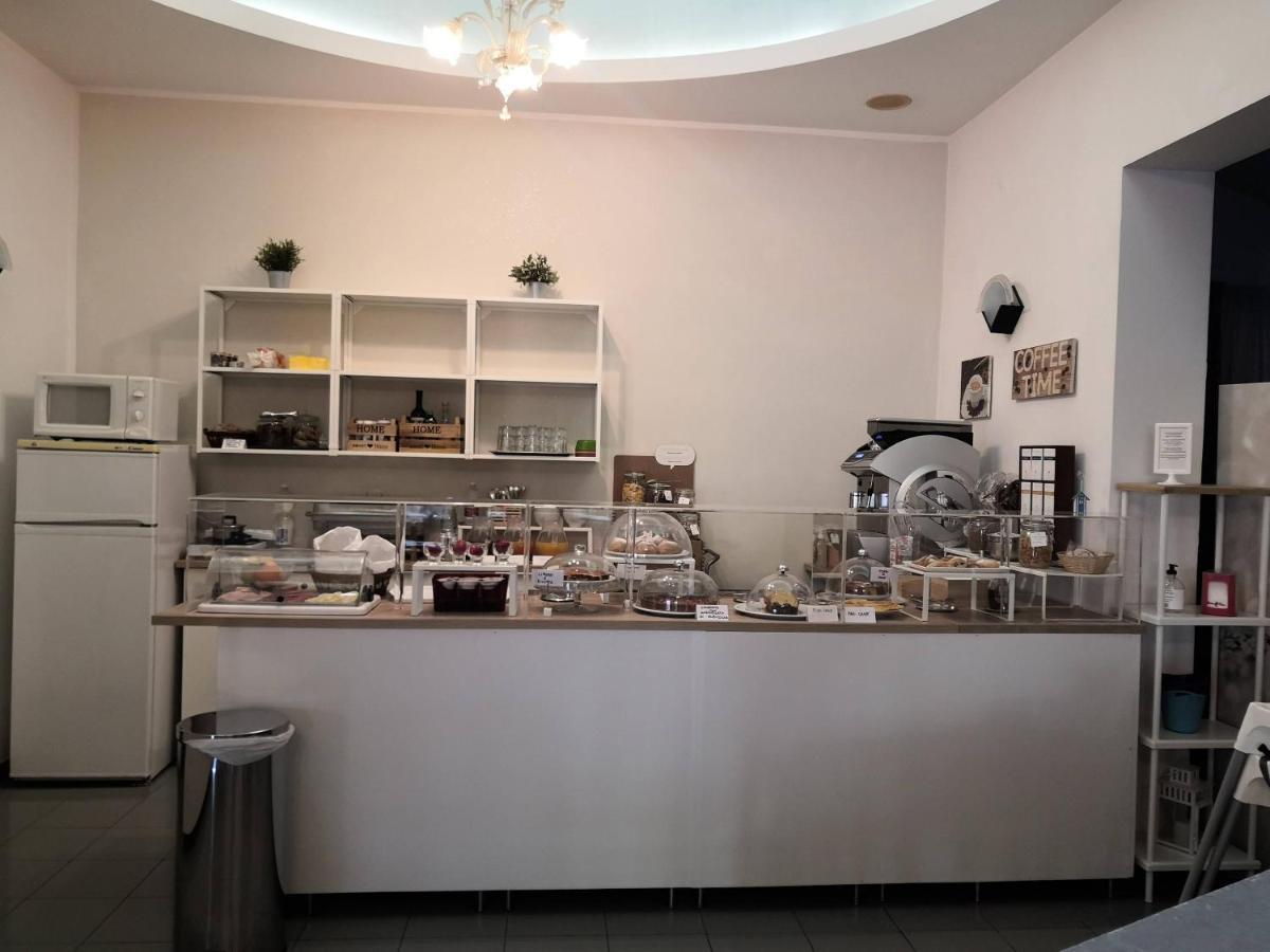 Hotel Iride Suite & Breakfast- Ideale Per Famiglie E Coppie Riccione Luaran gambar