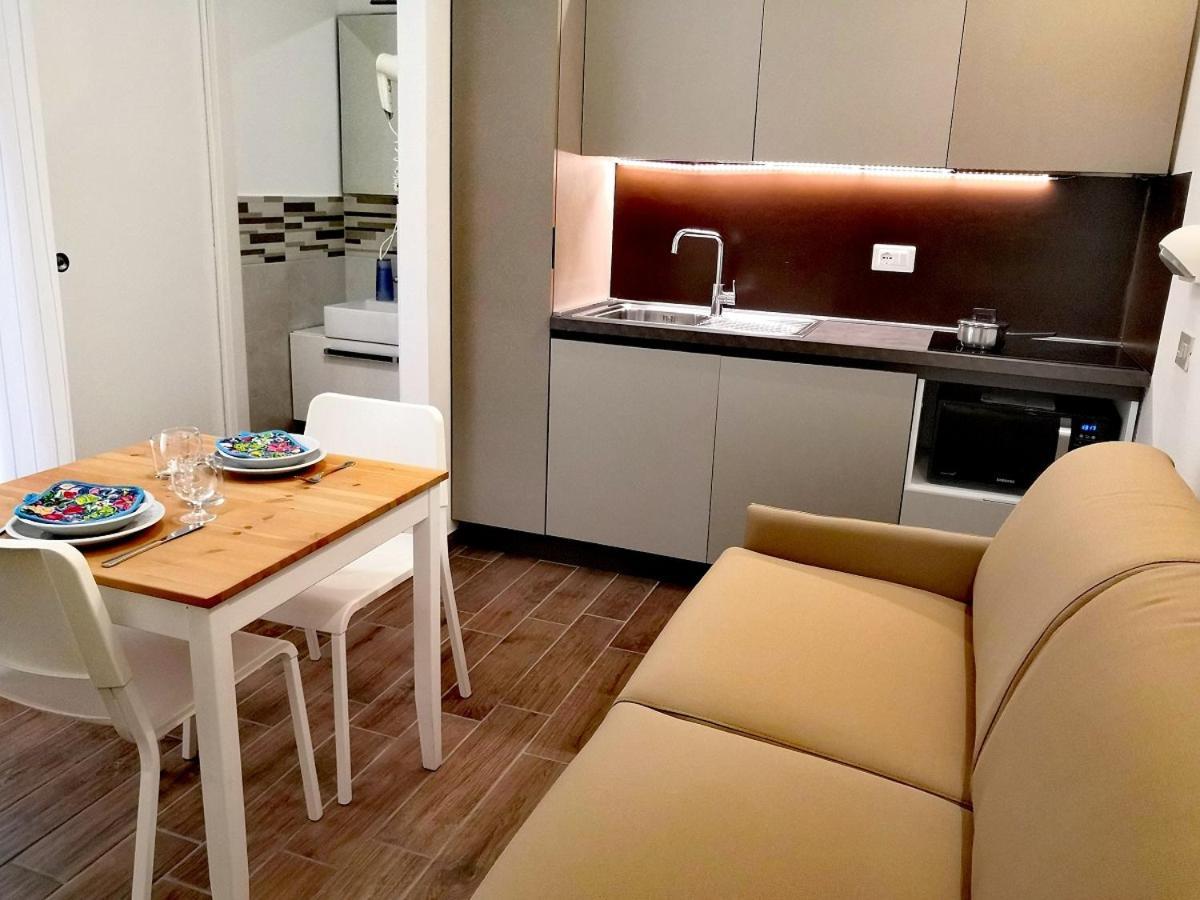 Hotel Iride Suite & Breakfast- Ideale Per Famiglie E Coppie Riccione Luaran gambar