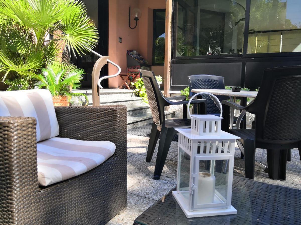 Hotel Iride Suite & Breakfast- Ideale Per Famiglie E Coppie Riccione Luaran gambar